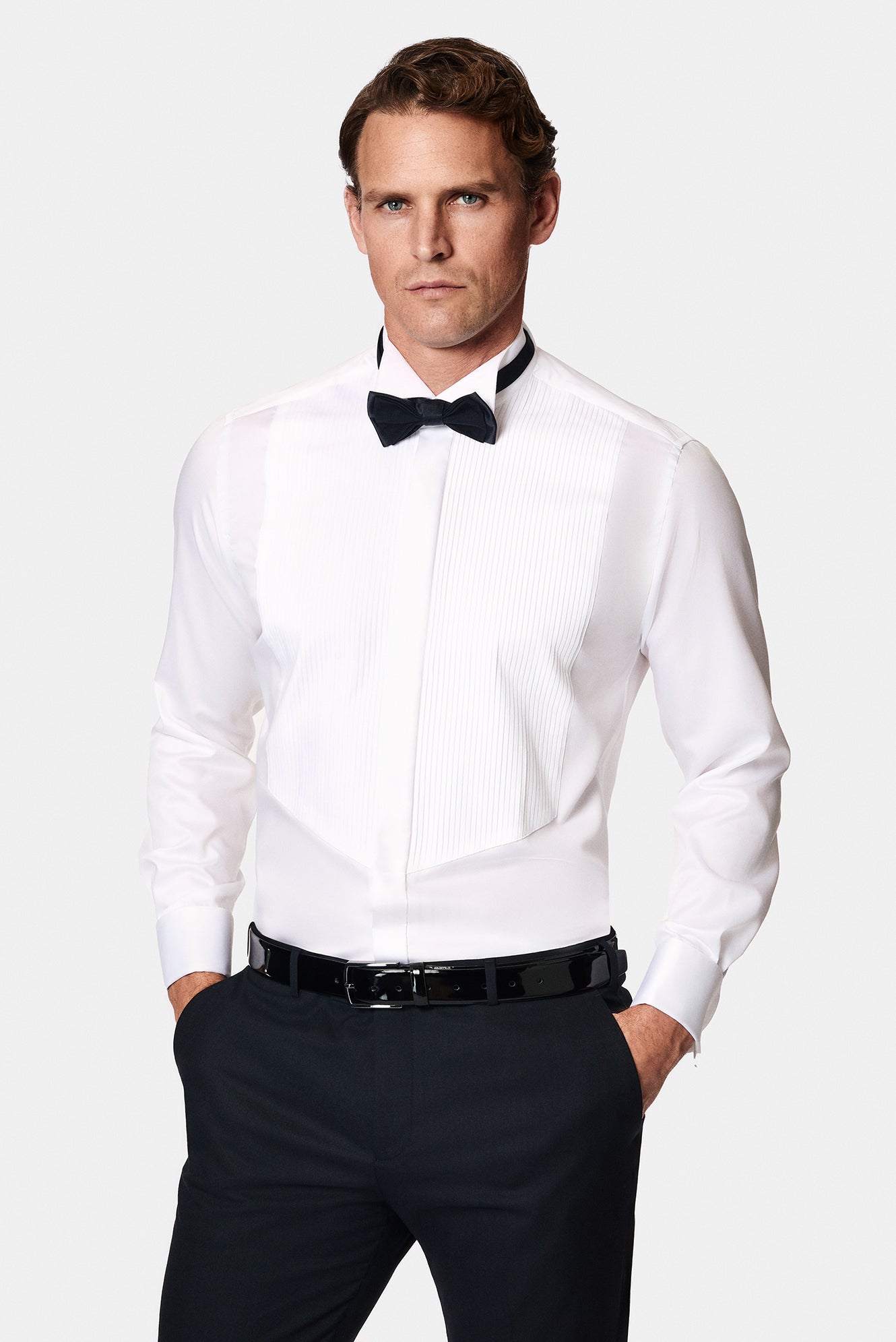 Ağ Ata Yaka Slim Fit Dar Kəsikli Pambıq Büzməli Köynək